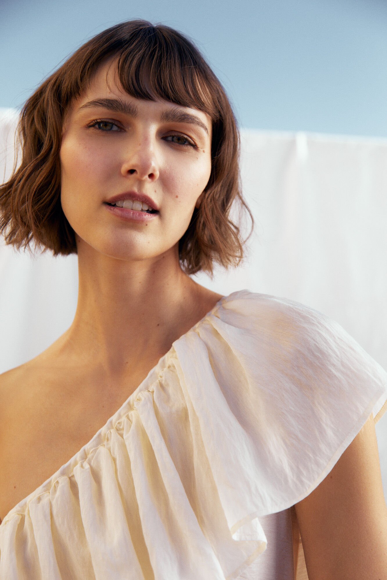Blusas y Camisas de mujer | Nueva Colección | Cortefiel