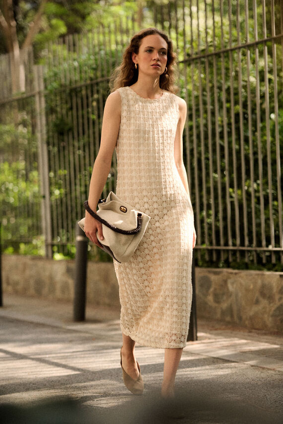 Vestido estructura rústica