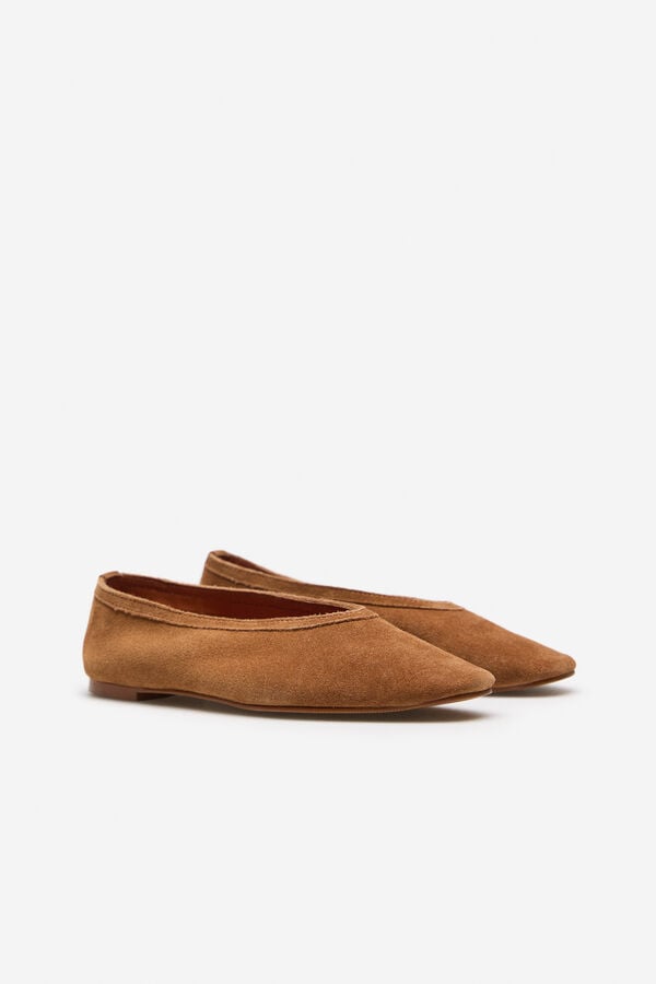 Cortefiel leather ballerina shoe Nude