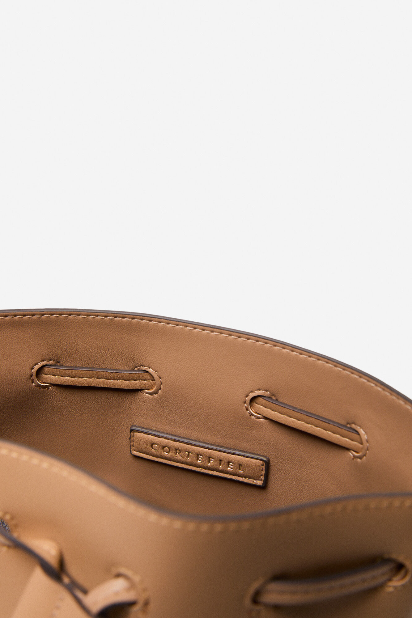 Bolso bucket mini Bolsos de mujer Cortefiel