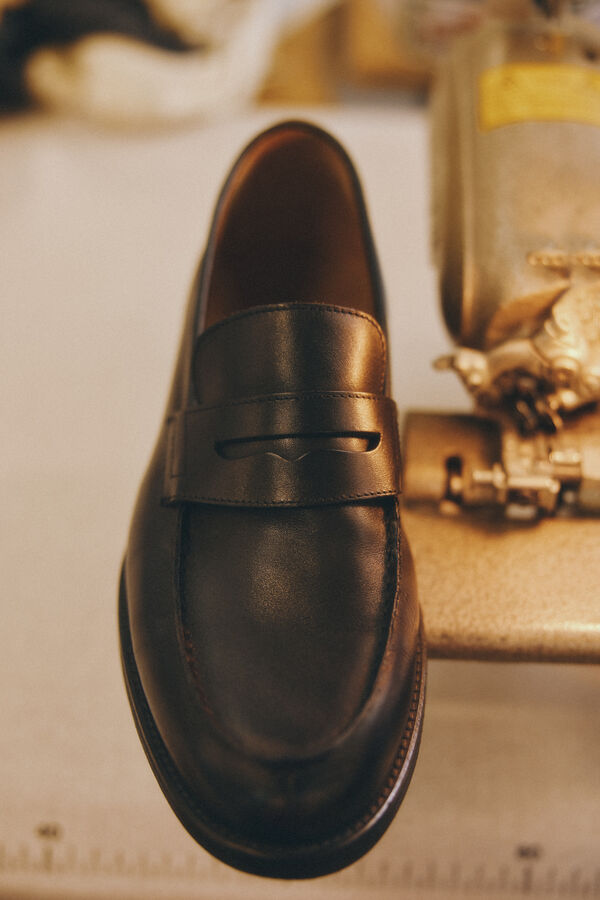 Cortefiel Leather loafer Black
