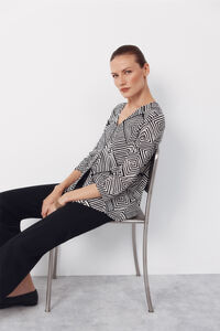 Cortefiel V- neckline top with buttons