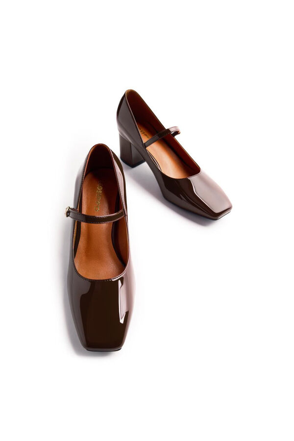 Gioseppo Zapatos estilo Mary-Jane Marr&oacute;n