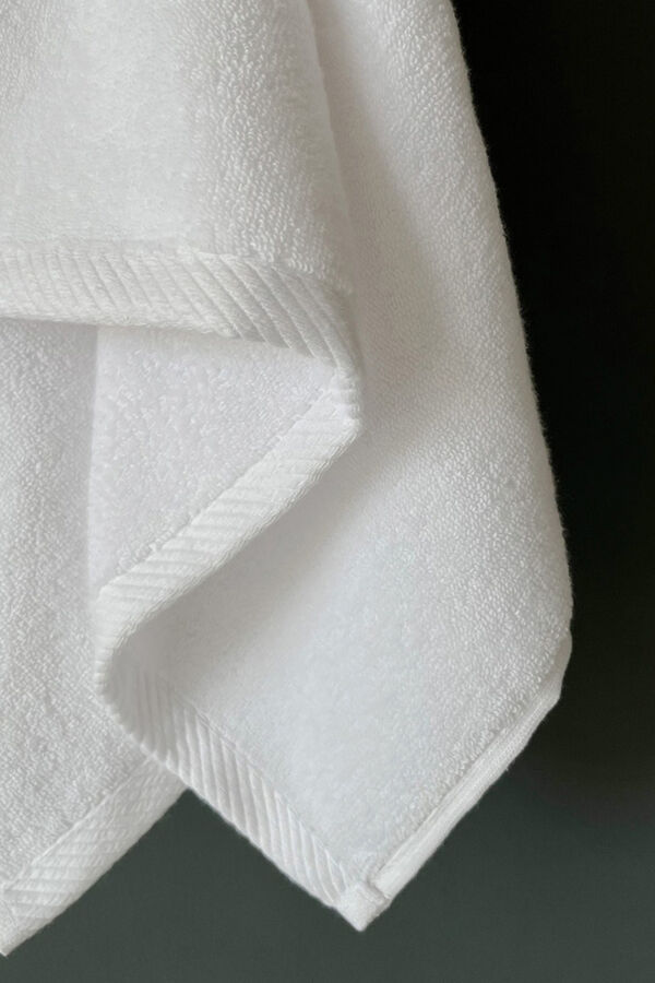 Cortefiel Toalla baño asana 600g/m2 zero twist blanco 160x100 Blanco