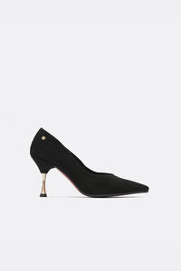 Cortefiel Court shoe with pointed toe Black