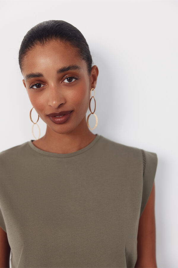 Cortefiel Camiseta com detalhe em renda na cava. Verde