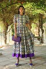 Panambi Vestido evasê com decote nas costas Roxo