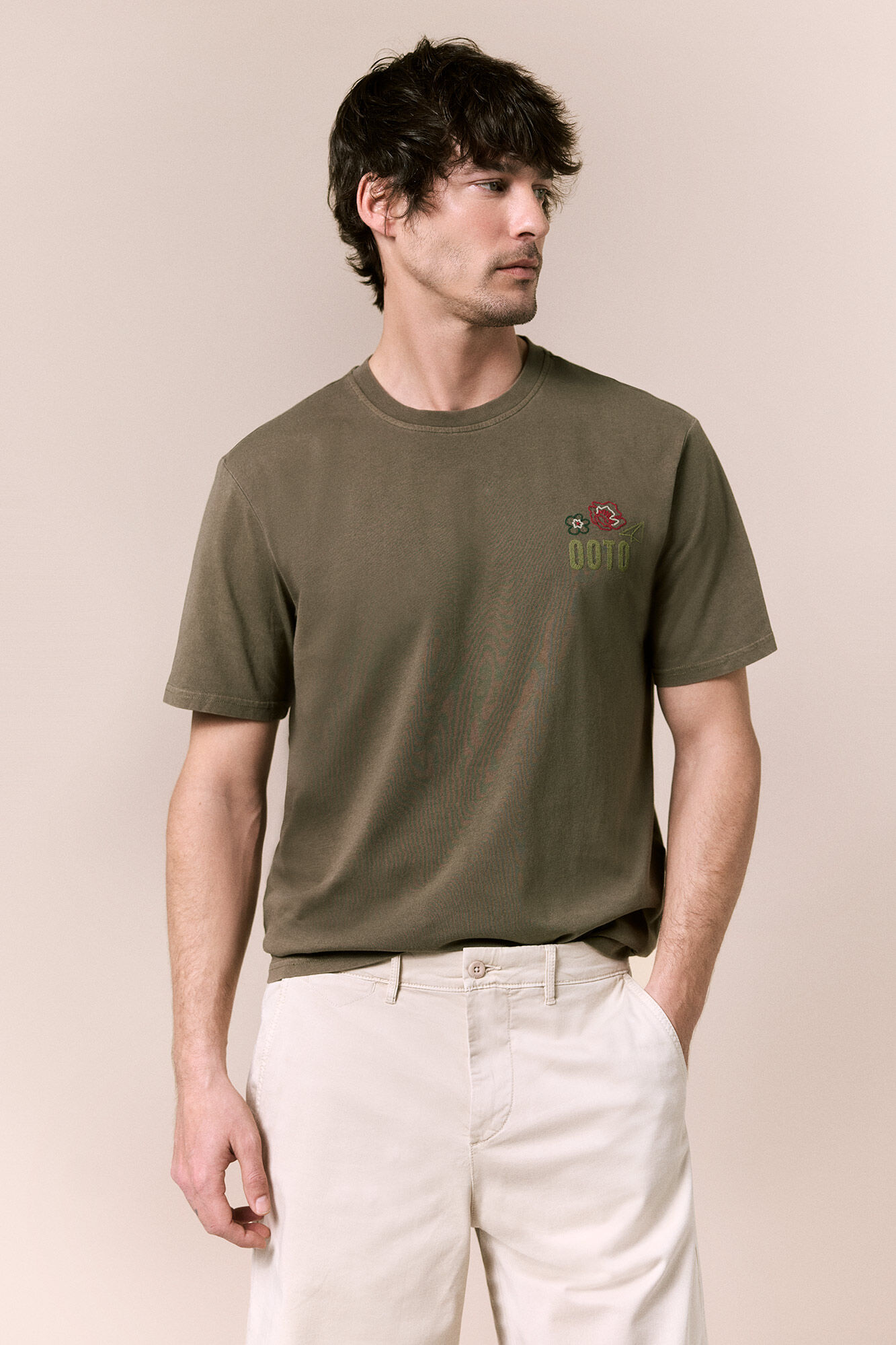 OOTO T-shirt gr&aacute;fica lavada