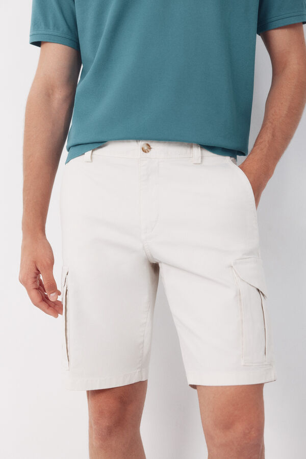 Cortefiel Cargo Bermuda shorts Ivory