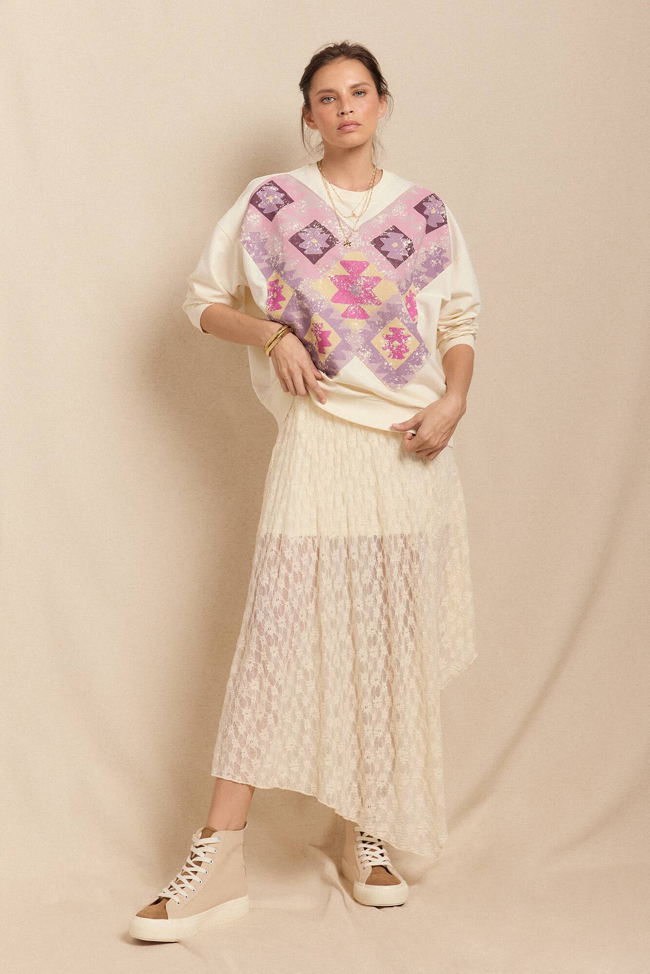 Slowlove saia de renda