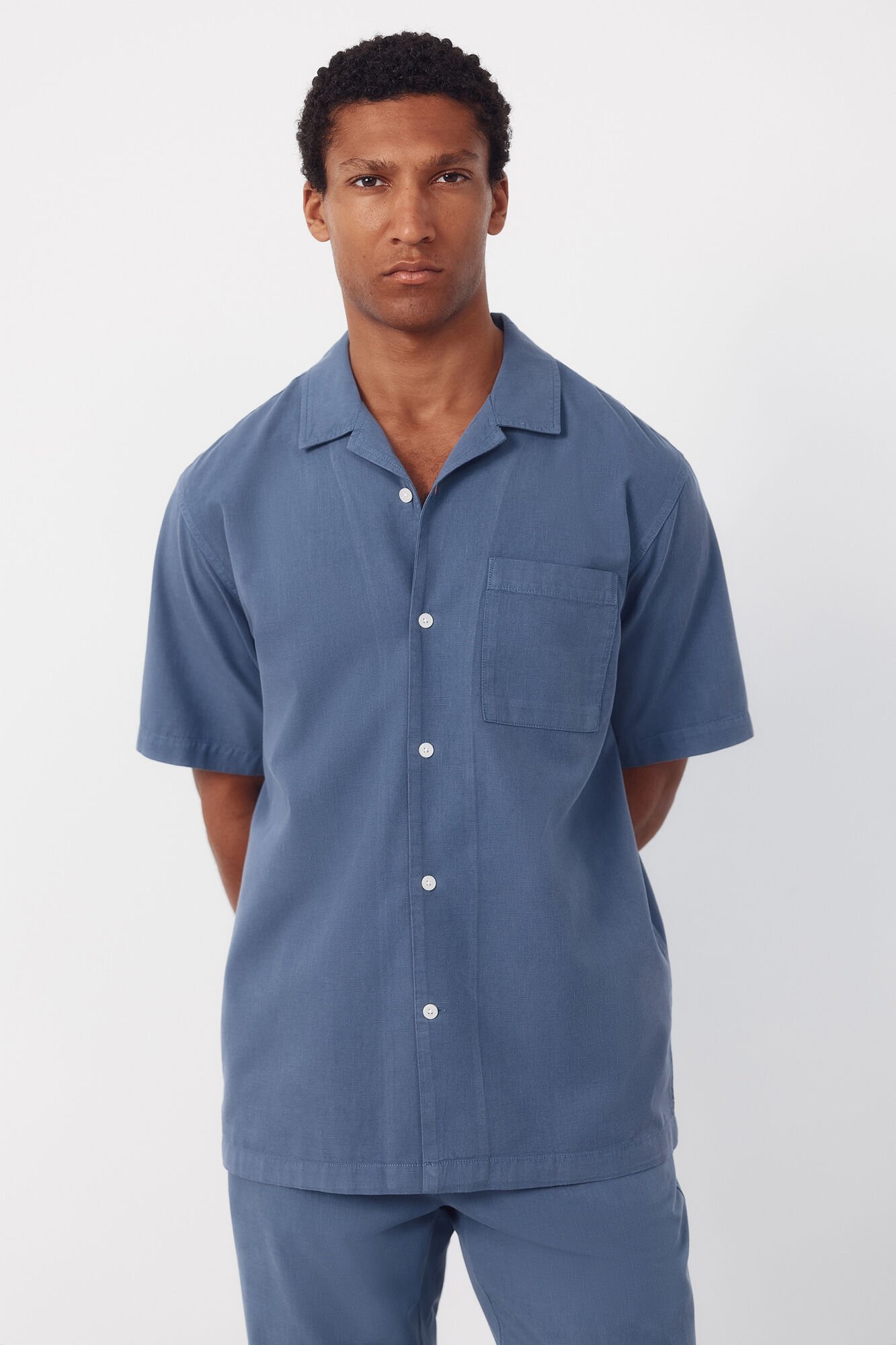 Cortefiel Plain short sleeve bowling collar shirt
