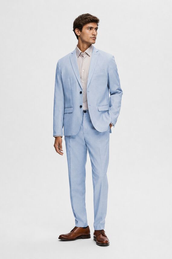 Americana de traje Slim Fit confeccionada con materiales reciclados