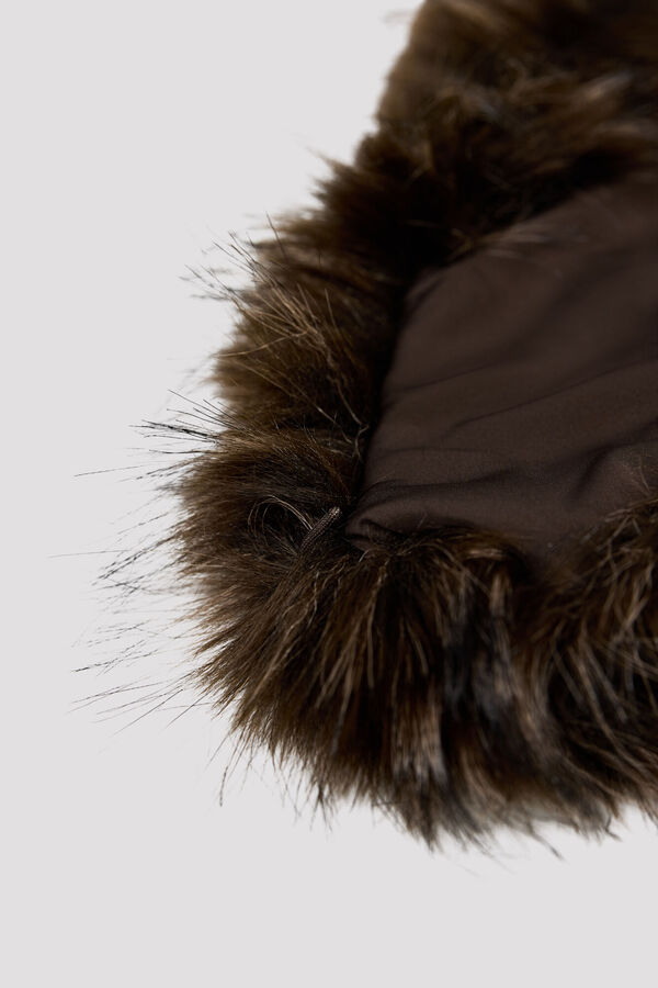 Cortefiel Faux fur neck Dark brown