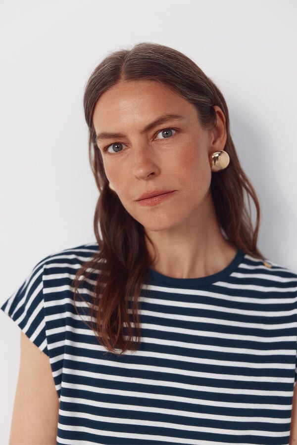 Cortefiel Basic t-shirt with gold buttons Printed blue