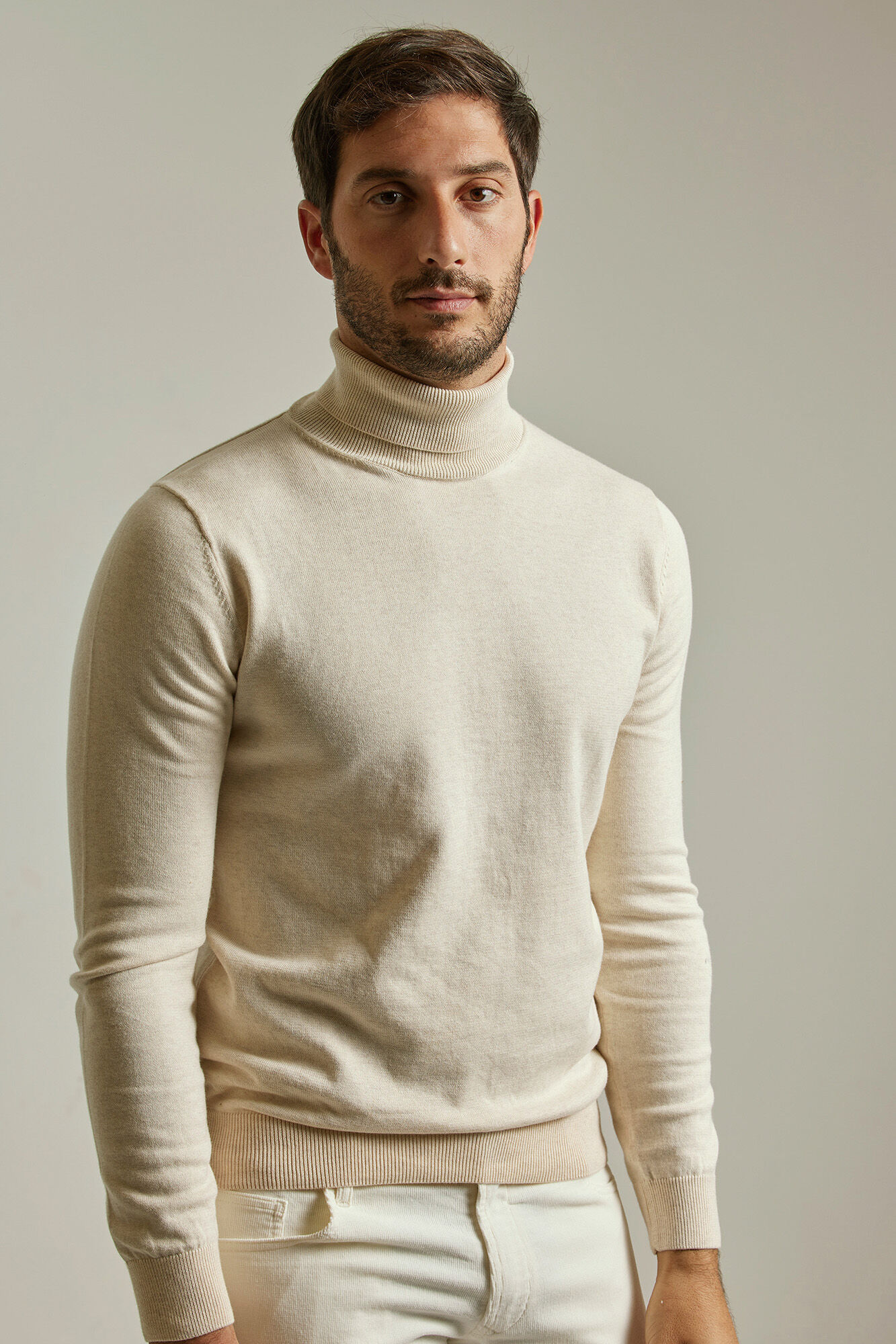 Sueter cuello hotsell de cisne