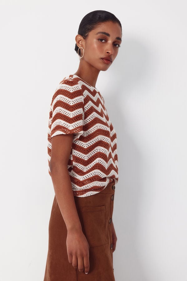 Cortefiel Top crochet zig-zag Brown