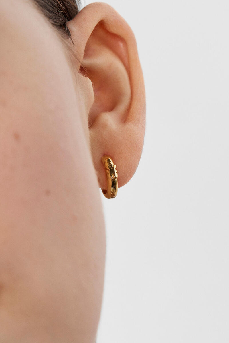 Basics silver vermeil hoop earrings with bear | Women\'s accessories |  Cortefiel