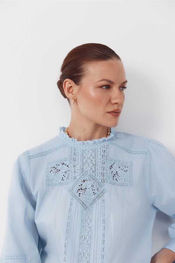 Cortefiel Embroidered blouse Blue