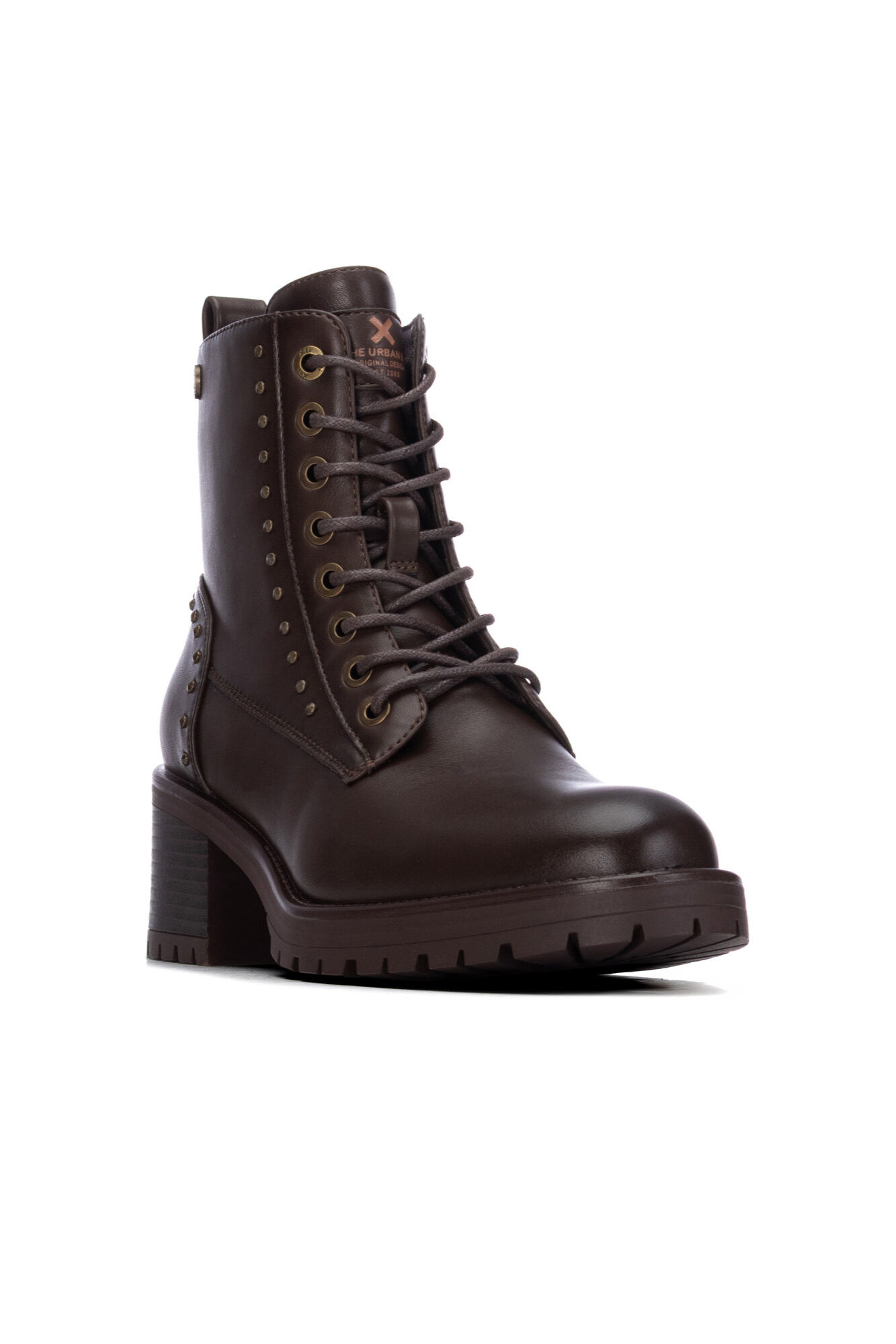 XTI Botim de salto militar