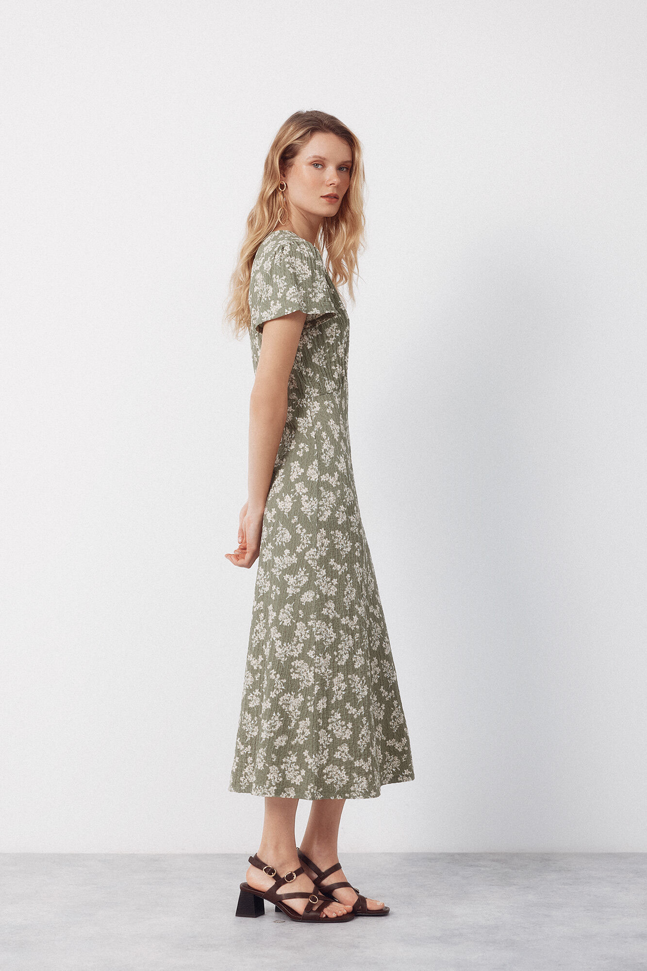 Cortefiel Vestido estructura estampado