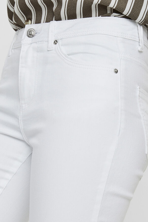 Vero Moda Jeans pitillo tiro alto Branco