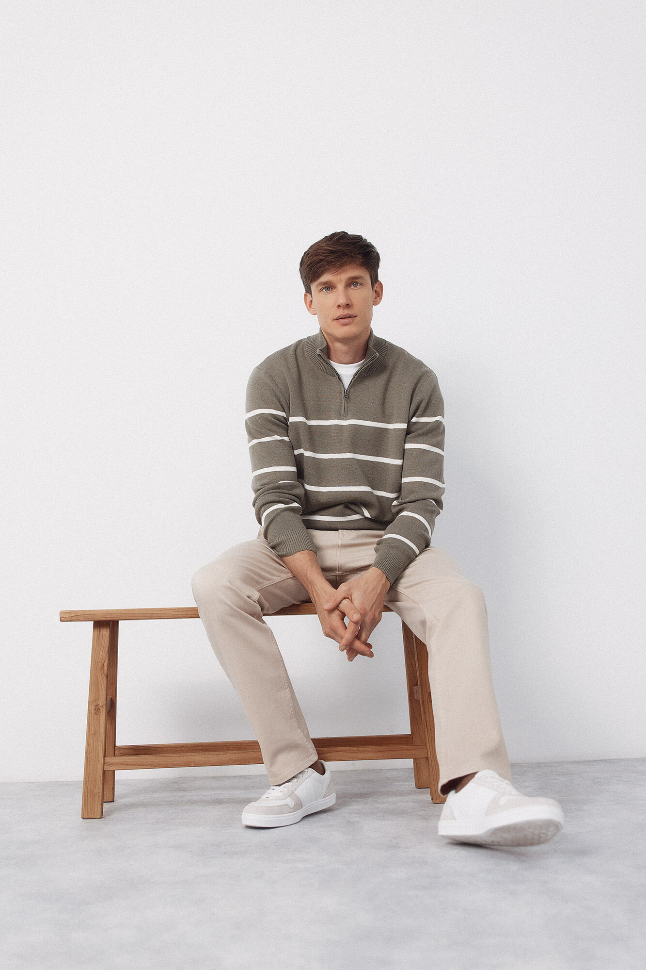 Cortefiel Striped jersey-knit with zip fastening 