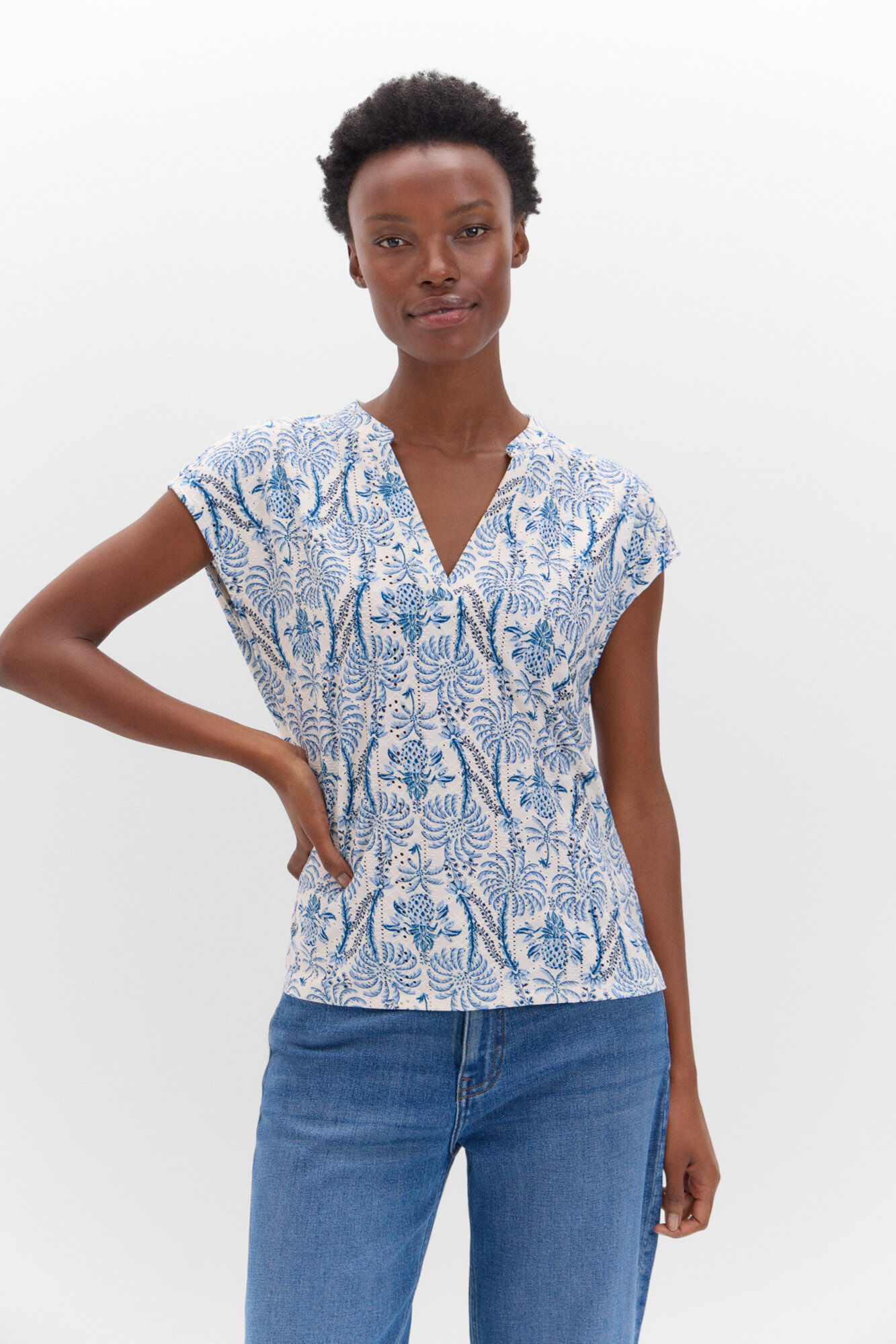 Camiseta punto calado Women s T shirts and polo shirts Cortefiel