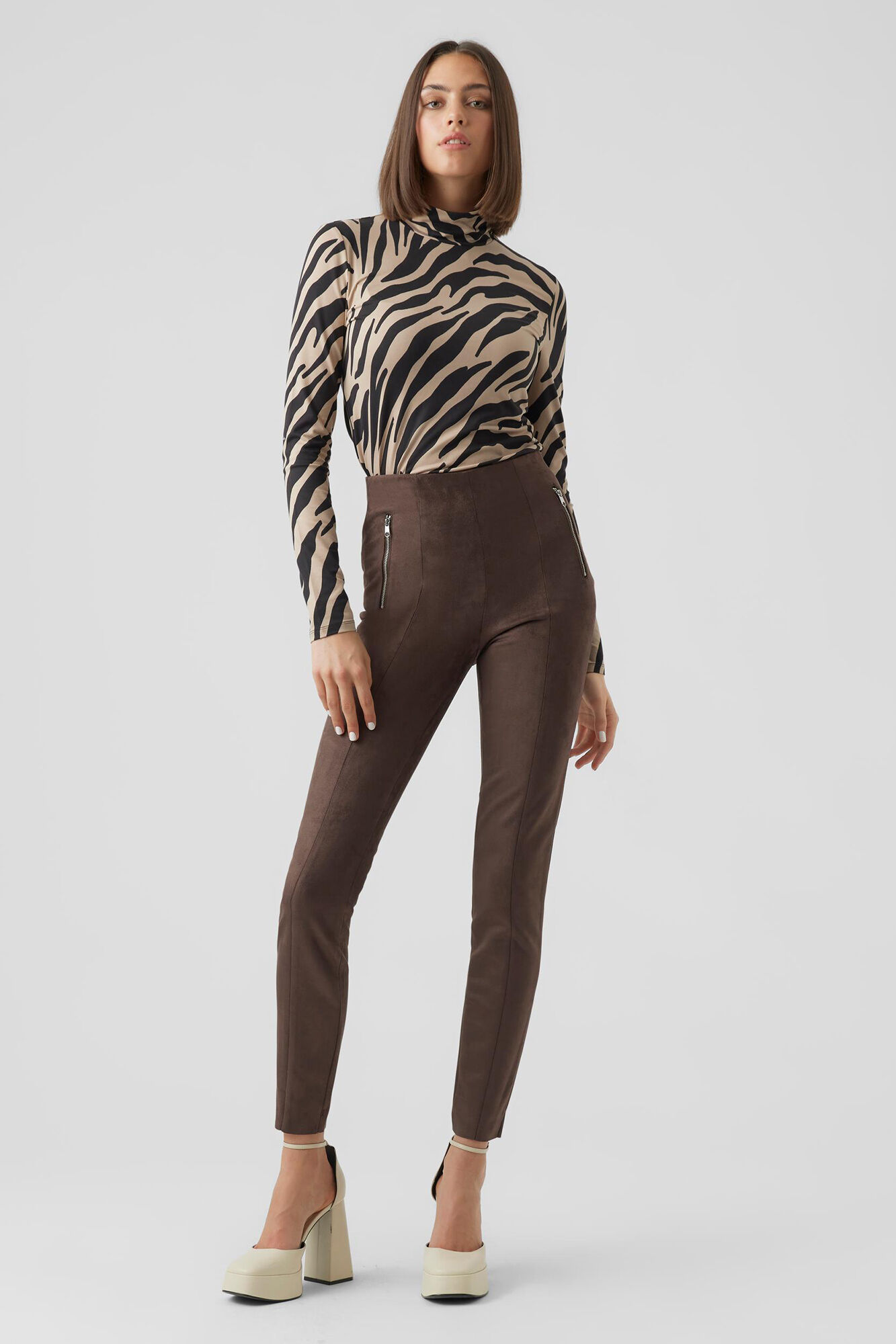 Pantalones de sales ante mujer