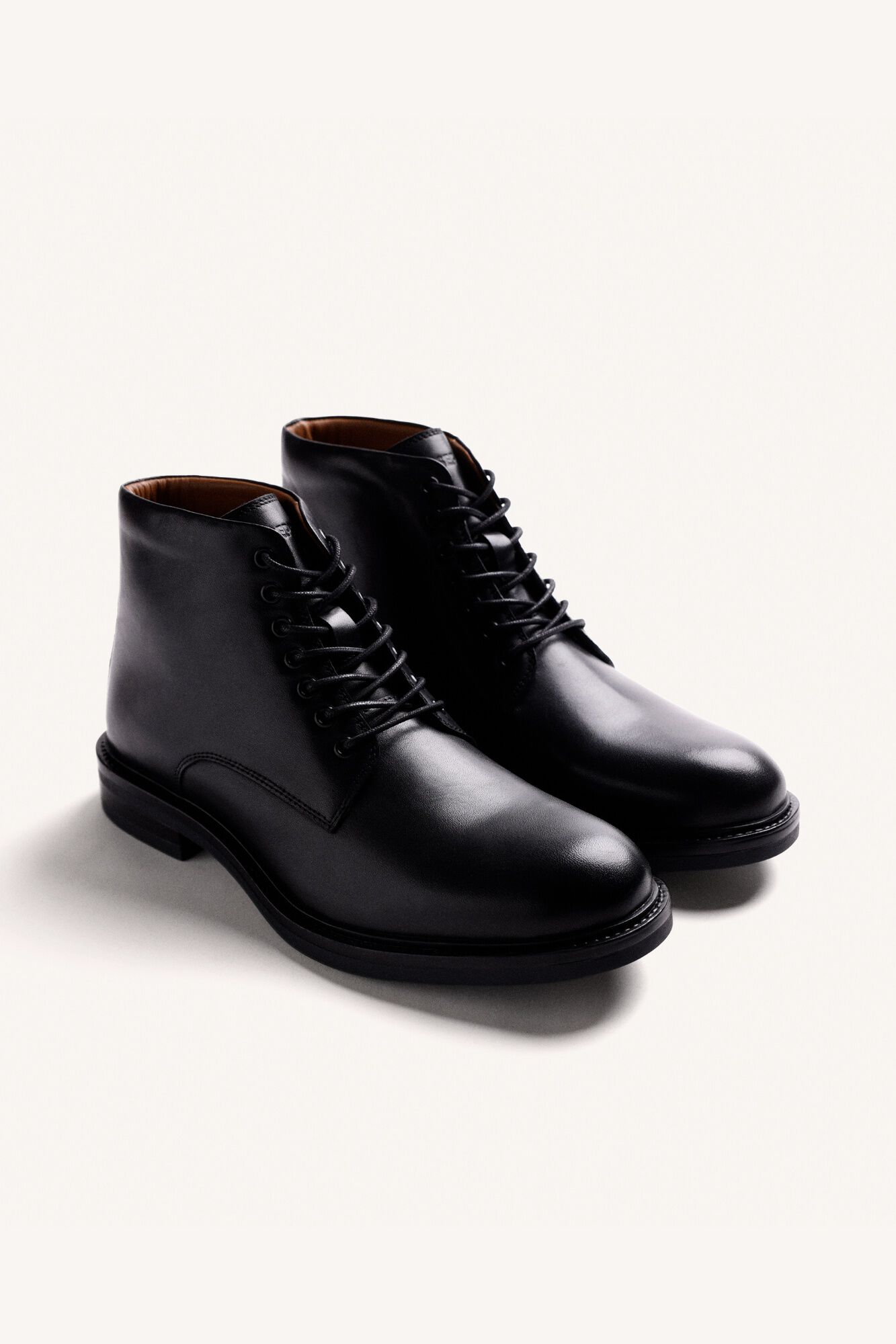 Gioseppo Botins de pele