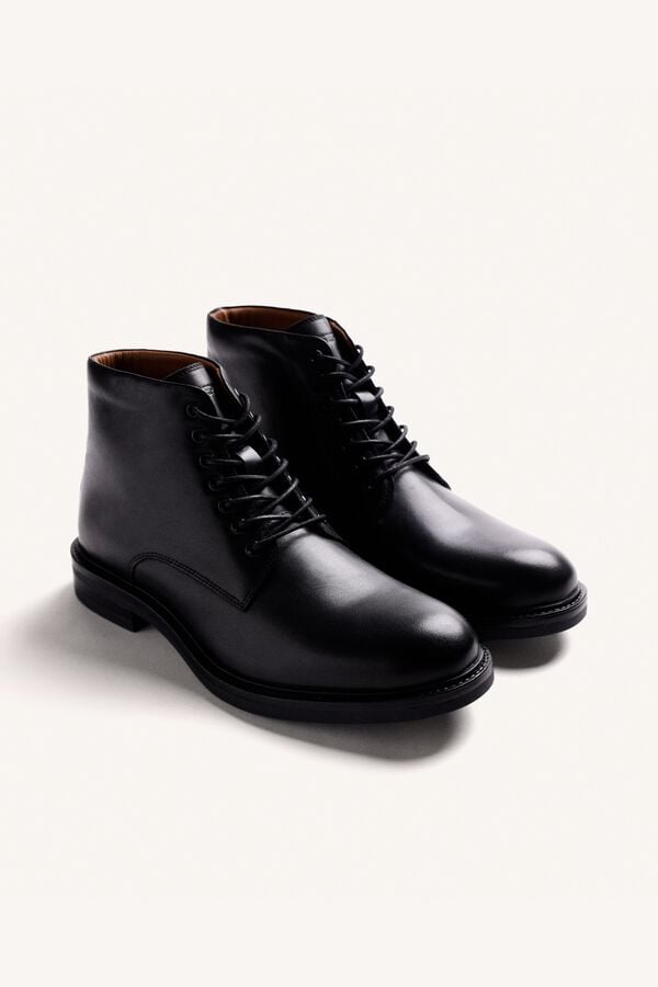 Gioseppo Botins de pele Preto