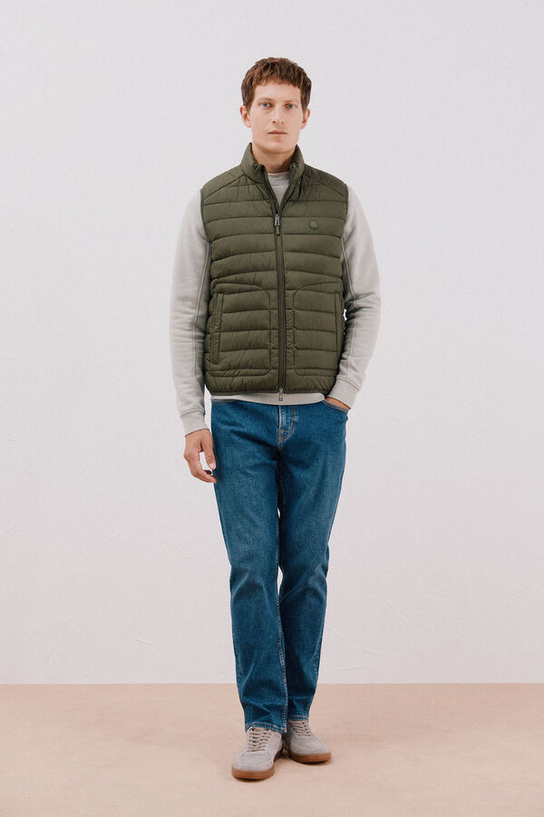 Cortefiel Ultra-light quilted gilet Kaki