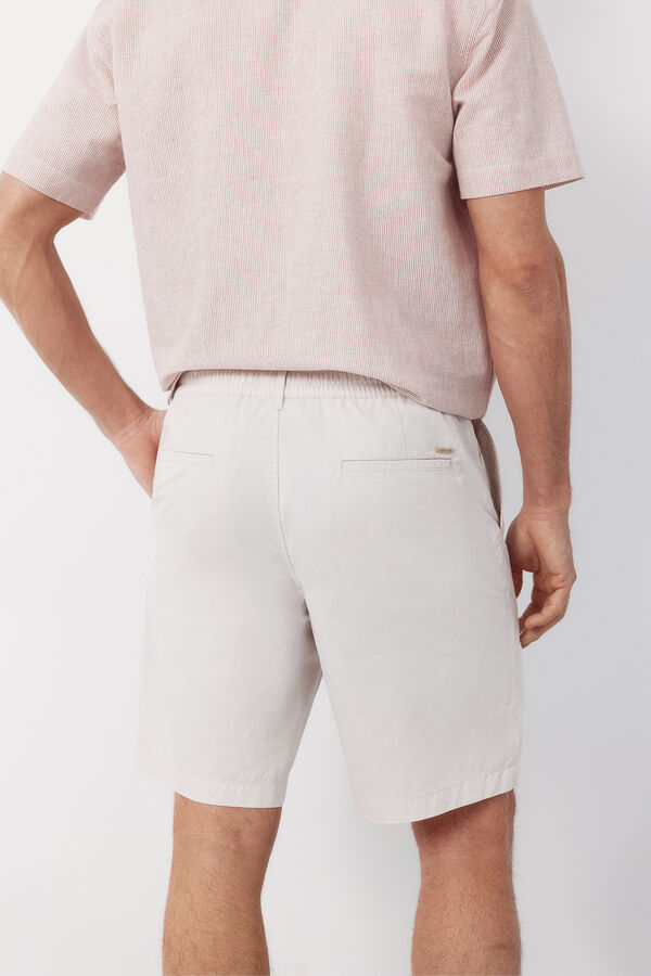 Cortefiel Lightweight regular Bermuda shorts Ivory