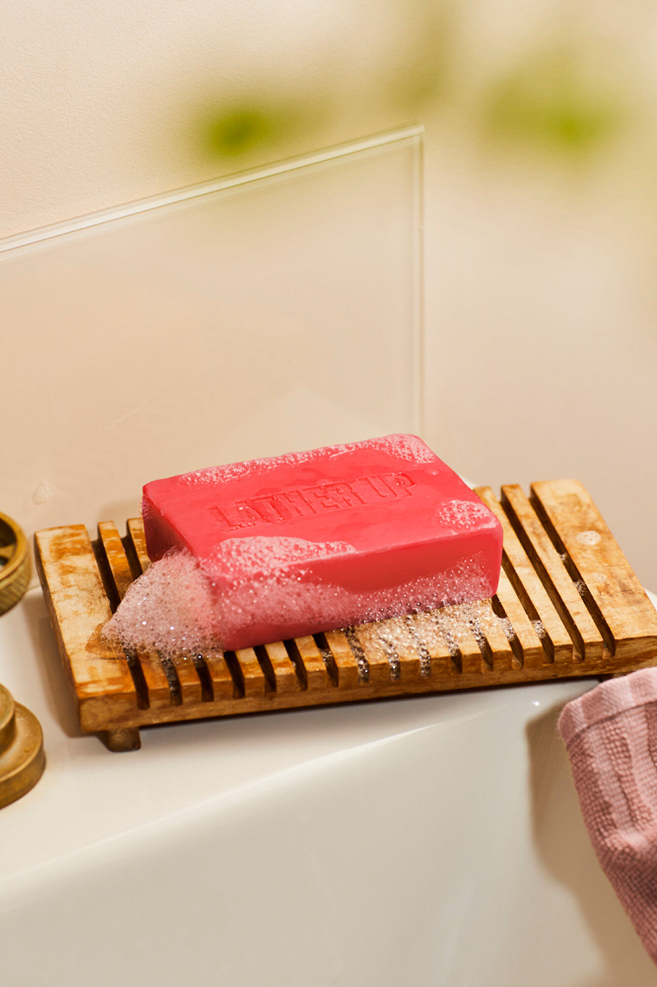 The Body Shop Barra S&oacute;lida Facial y Corporal de Fresa