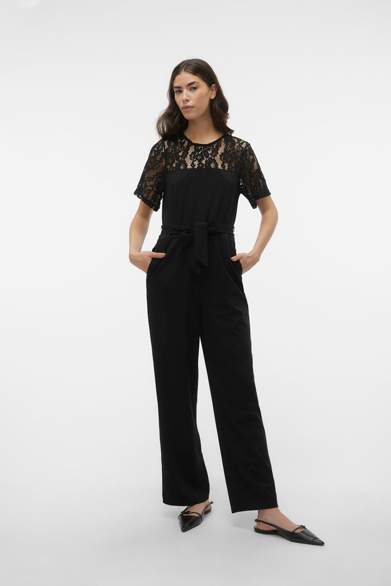 Mono largo detalles de encaje Women s jumpsuits Cortefiel