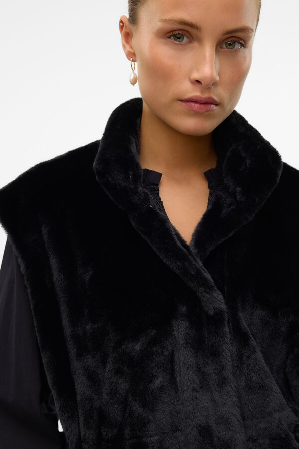 Vero Moda High neck fur gilet Black