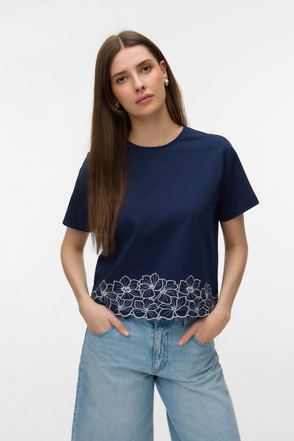 Vero Moda T-shirt b&aacute;sica com detalhe estampado na parte de baixo Azul