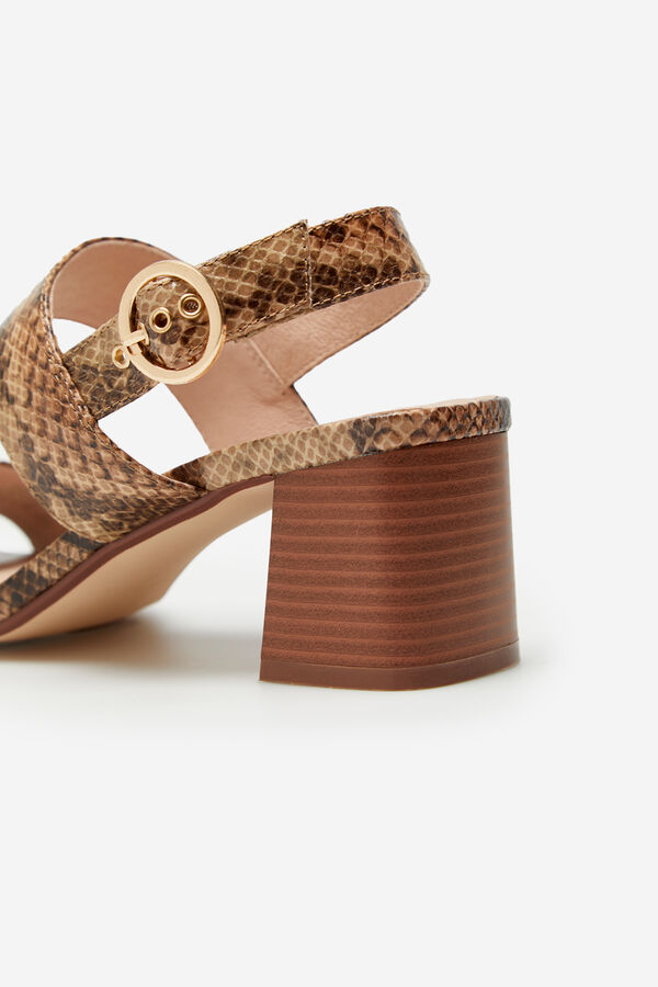 Cortefiel Strappy sandal Printed brown