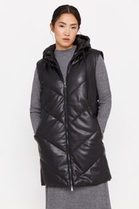 Cortefiel Quilted faux leather gilet Black