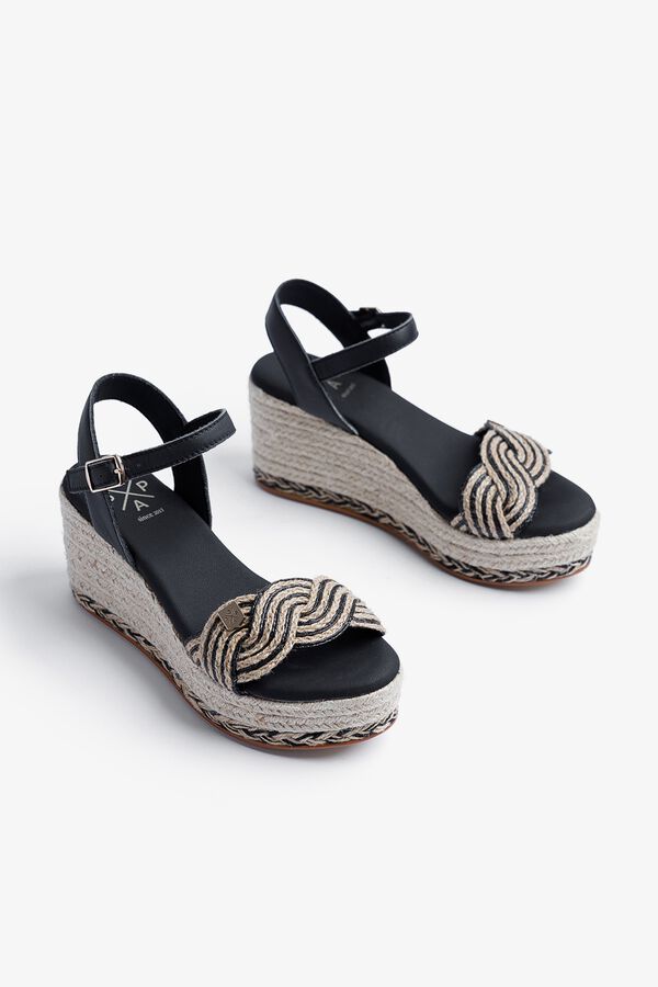 Popa Sand&aacute;lia cunha baixa senhora Garua Juta Preto