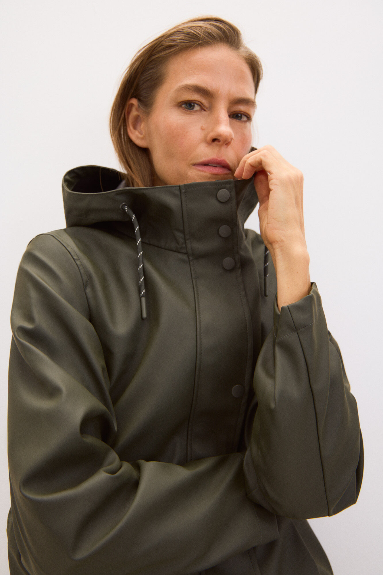 Short raincoat Women s coats and parkas Cortefiel