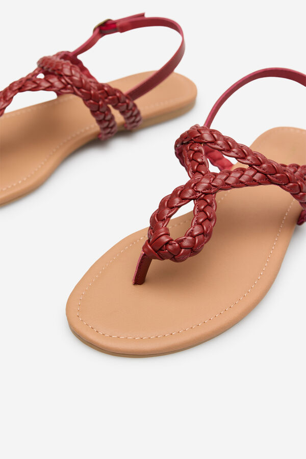 Cortefiel Flat braided sandal Printed red