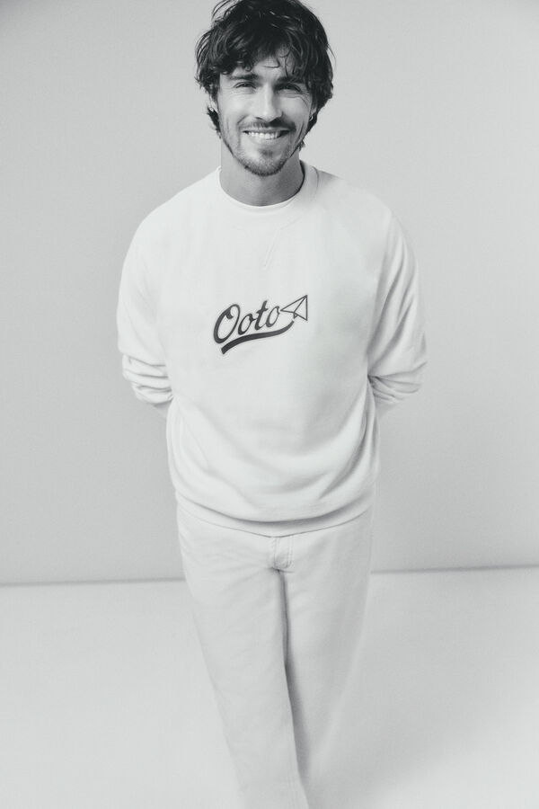 OOTO Sweatshirt logo gola redonda Ecru