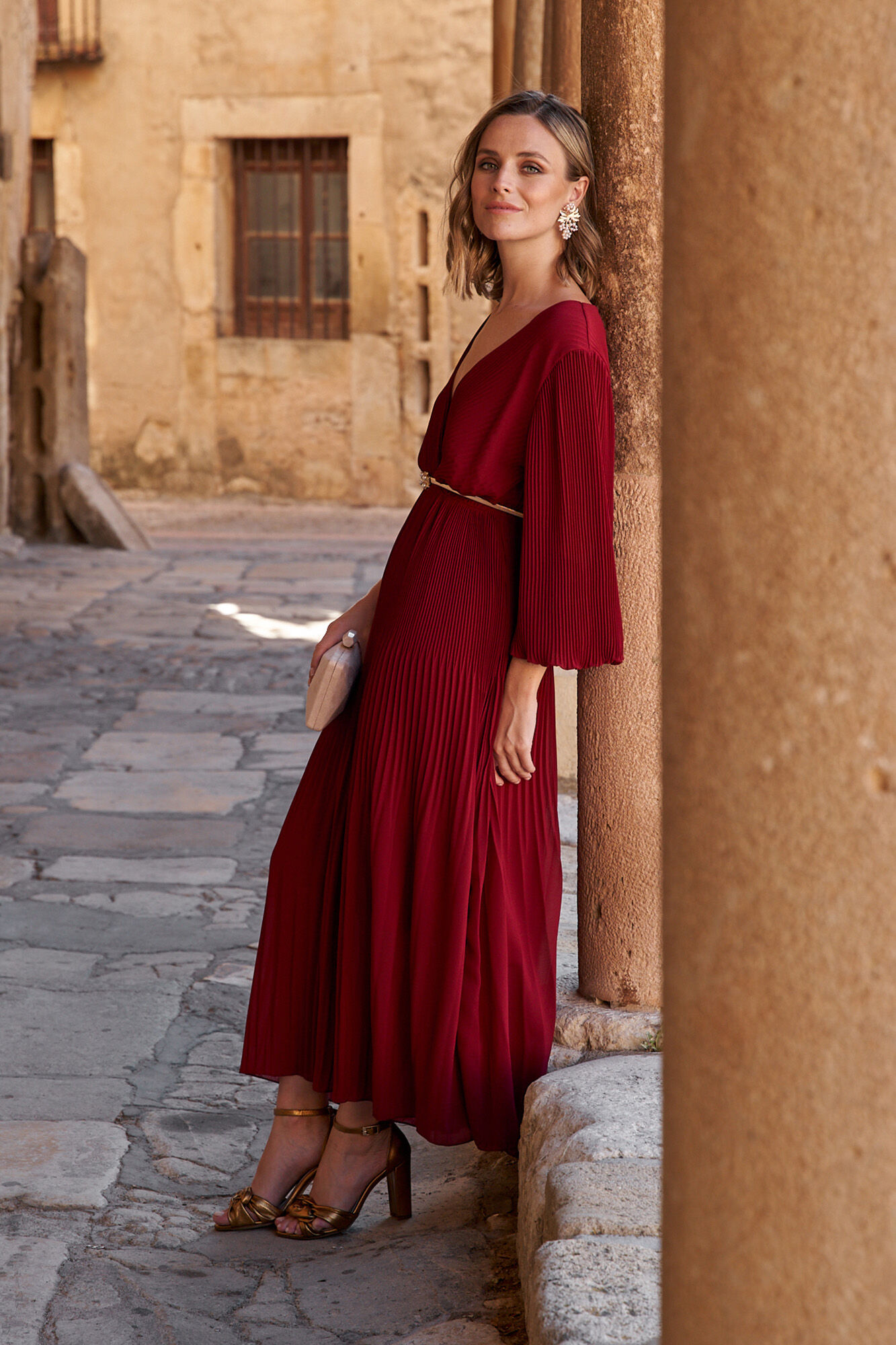 Vestido rojo sales cortefiel