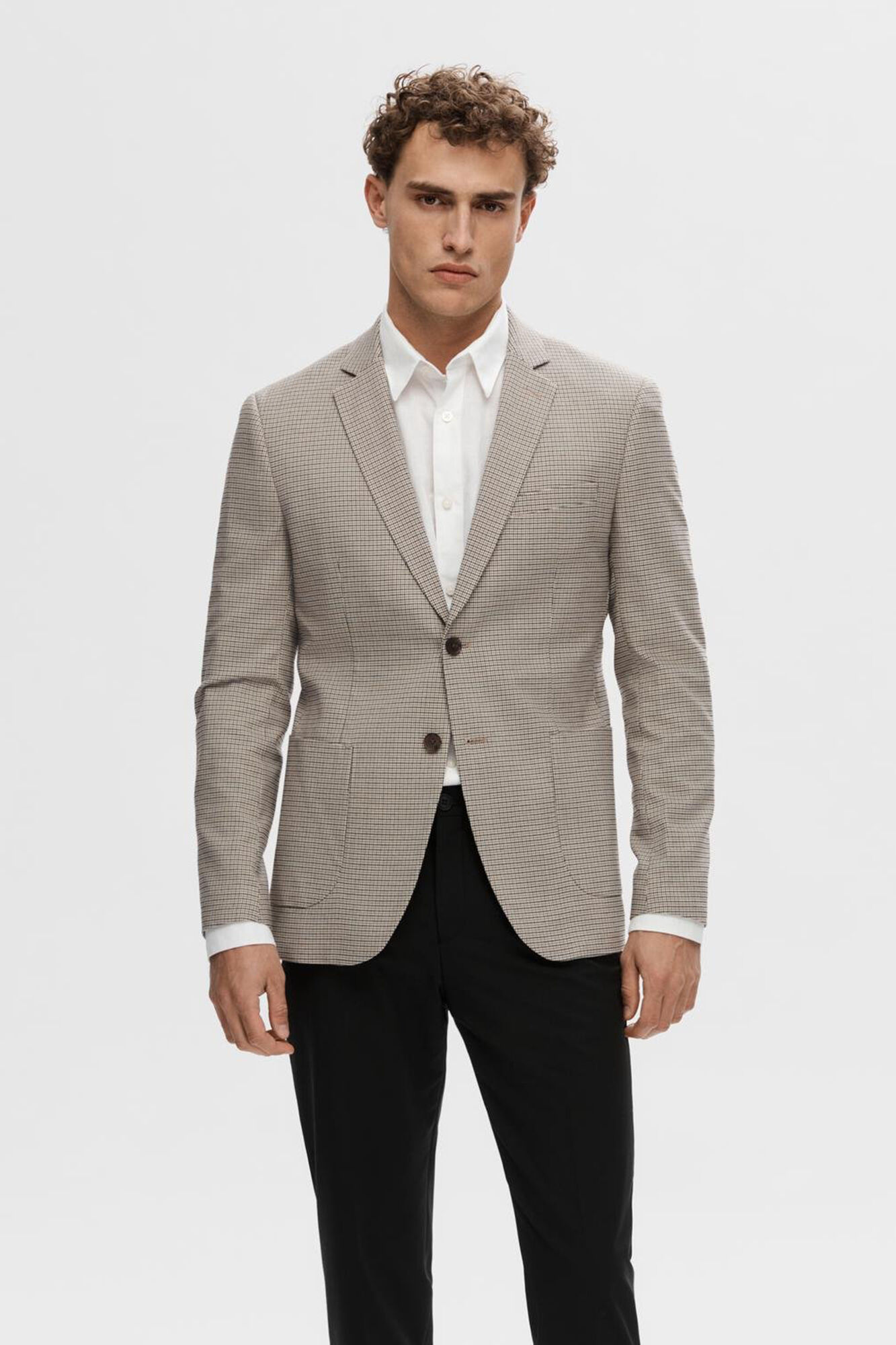 Slim fit small checked suit jacket made with recycled materials Men s blazers Cortefiel
