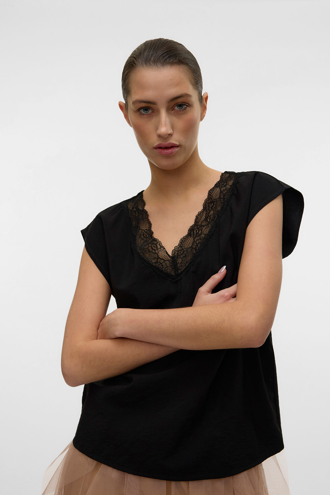 Vero Moda Camiseta con encaje de manga corta