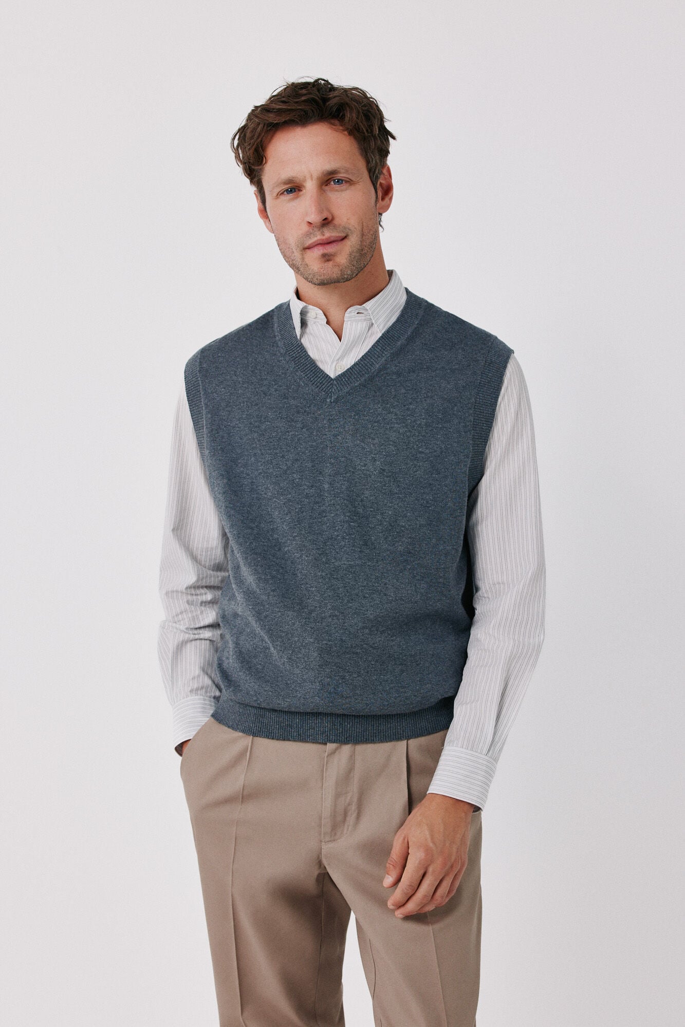 Cortefiel V-neck cotton cashmere knit gilet