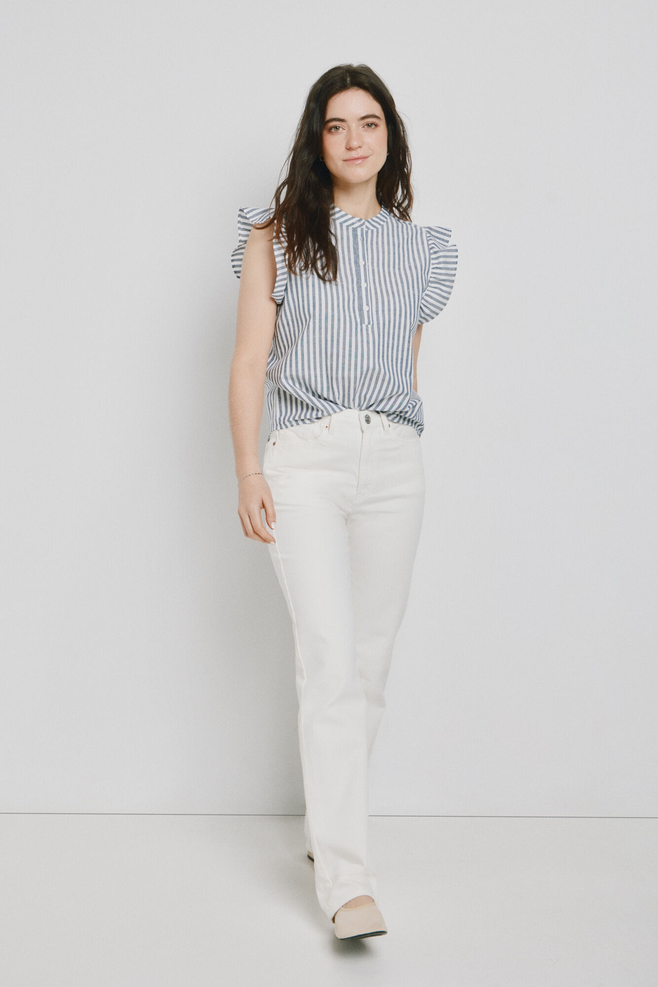 Vero Moda Top sin mangas con volantes