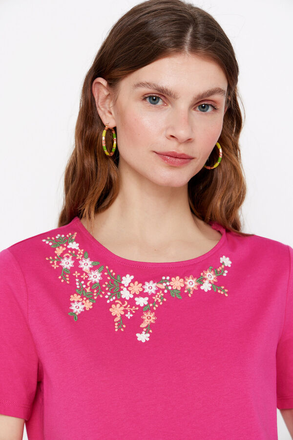 Cortefiel Floral embroidered T-shirt Fuchsia