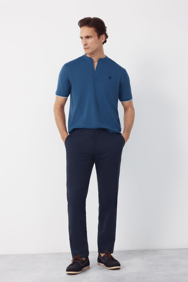 Cortefiel Pantal&oacute;n chino t&eacute;cnico slim Azul marino