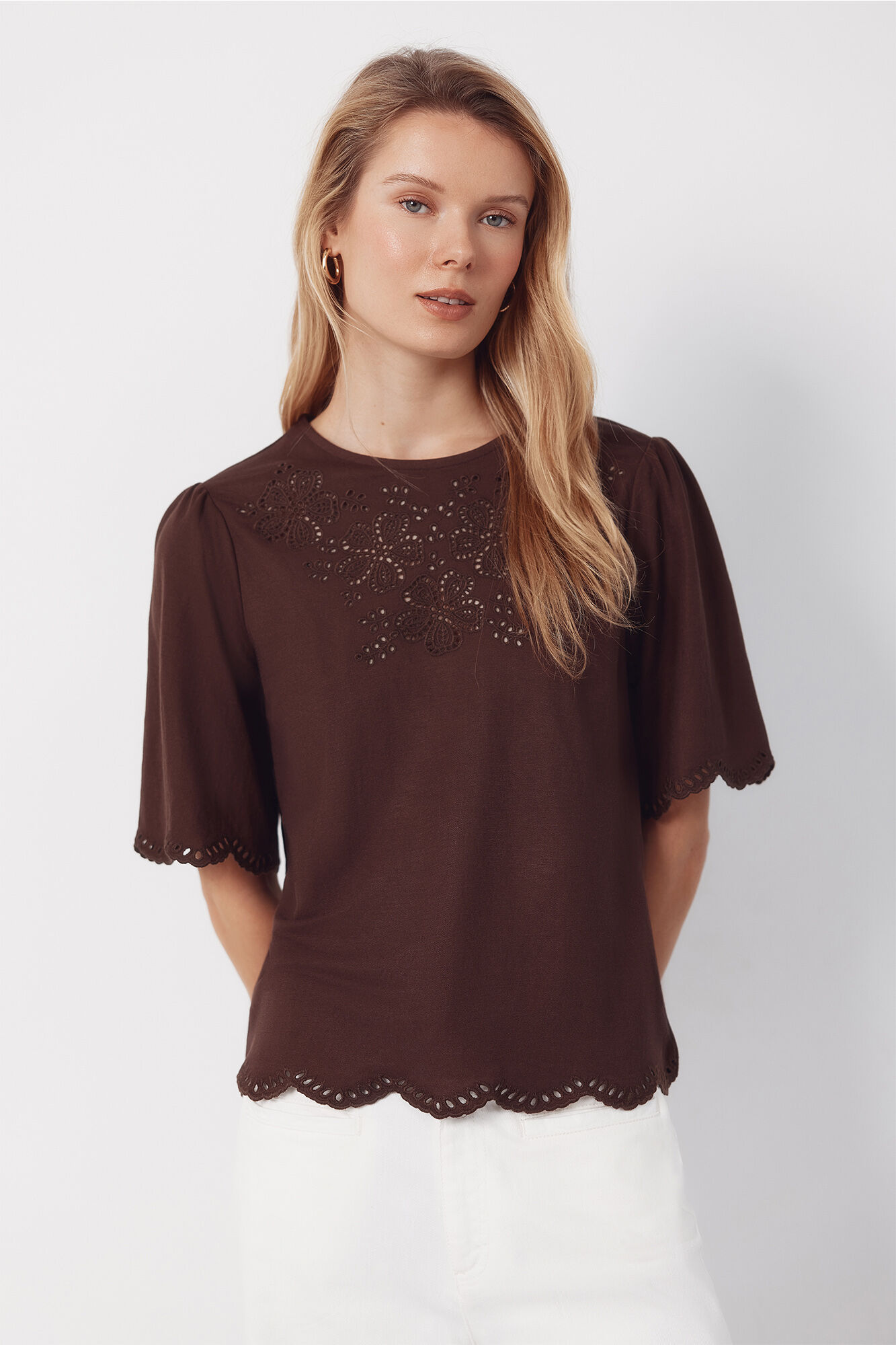 Cortefiel Embroidered t-shirt